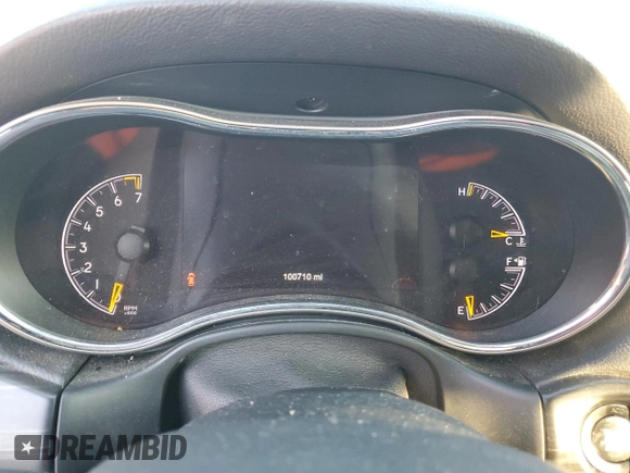 2020 Jeep Grand Cherokee Limited with VIN 1C4RJFBG8LC194474, listed as a Copart auction lot 82204104 with 100,710 mi miles and Salvage title. Bid and sale history available at DreamBid. Image 9.