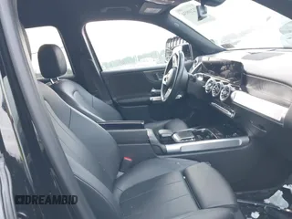 2022 Mercedes-Benz GLB 250 z VIN W1N4M4HBXNW250359, wystawiony jako IAAI lot #41210934 z przebiegiem 34 092 mil mil oraz . Historia ofert i sprzedaży dostępna na DreamBid. Obrazek 5.