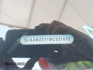2021 Bentley Bentayga V8 z VIN SJAAM2ZV1MC037602, wystawiony jako IAAI lot #42397866 z przebiegiem Nie podano mil oraz . Historia ofert i sprzedaży dostępna na DreamBid. Obrazek 9.