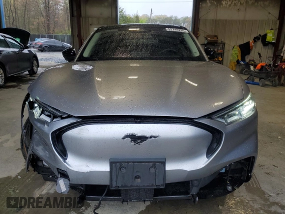 2021 Ford Mustang Mach-E Premium с VIN 3FMTK3R79MMA21145, выставлен на аукционе Copart как лот 52748285 с пробегом 55 497 миль миль и Списание • Salvage title. История ставок и продаж доступна на DreamBid. Изображение 5.