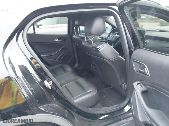 2016 Mercedes-Benz GLA with VIN WDCTG4GB5GJ201334, listed as a IAAI auction lot 41395492 with 109,043 mi miles. Bid and sale history available at carsss.com. Image 8.
