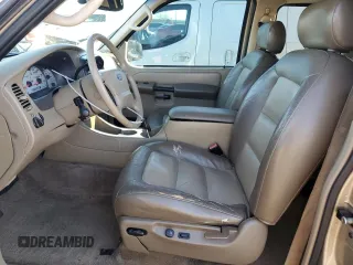 2003 Ford Explorer Sport XLS z VIN 1FMZU70E73UA49138, wystawiony jako Copart lot #83067684 z przebiegiem 182 425 mil mil oraz Szkoda całkowita • Salvage title. Historia ofert i sprzedaży dostępna na DreamBid. Obrazek 7.