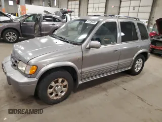 2001 Kia Sportage with VIN KNDJA723615043568, listed as a Copart auction lot 83738434 with 113,739 mi miles and Clean Title. Bid and sale history available at carsss.com. Image 1.