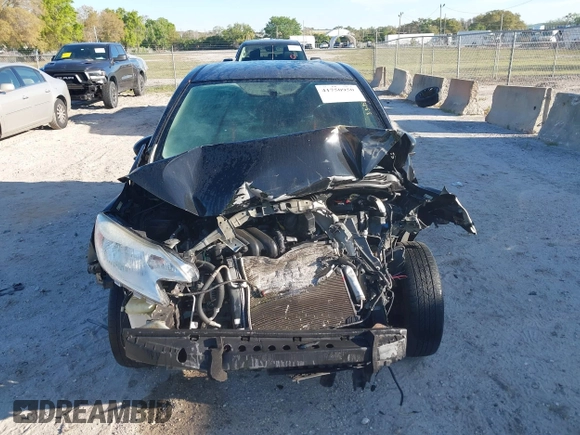 2015 Nissan Note S with VIN 3N1CE2CP1FL405897, listed as a IAAI auction lot 41750950 with 101,875 mi miles and . Bid and sale history available at DreamBid. Image 6.