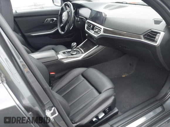 2020 BMW 3 Series 330i with VIN WBA5R1C01LFH44947, listed as a IAAI auction lot 41712345 with 137,950 mi miles and . Bid and sale history available at DreamBid. Image 5.