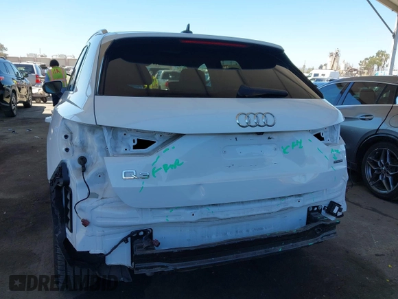 2019 Audi Q3 Premium Plus with VIN WA1BECF31K1070286, listed as a IAAI auction lot 42688823 with 51,392 mi miles and . Bid and sale history available at DreamBid. Image 6.