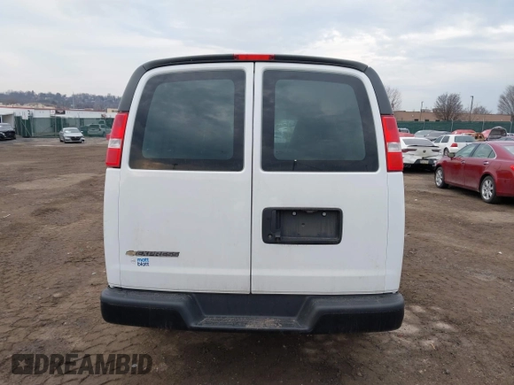 2021 Chevrolet Express Cargo с VIN 1GCWGAFP5M1223697, выставлен на аукционе IAAI как лот 41696556 с пробегом 69 930 миль миль и . История ставок и продаж доступна на DreamBid. Изображение 16.