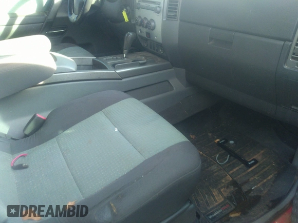 2005 Nissan Titan SE with VIN 1N6BA07B85N563950, listed as a IAAI auction lot 41460268 with 254,065 mi miles and . Bid and sale history available at DreamBid. Image 5.