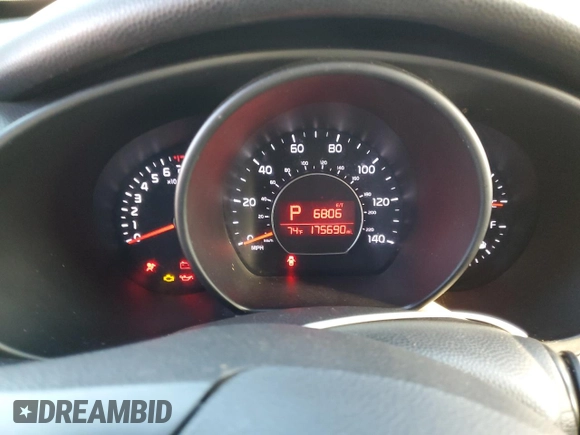 2015 Kia Soul with VIN KNDJN2A29F7152831, listed as a Copart auction lot 42054355 with 175,690 mi miles and Salvage Title. Bid and sale history available at carsss.com. Image 9.