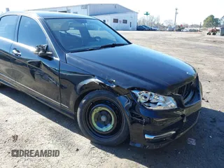 2013 Mercedes-Benz C 350 Sport with VIN WDDGF5HB6DA860989, listed as a IAAI auction lot 41508794 with 116,389 mi miles and . Bid and sale history available at DreamBid. Image 6.