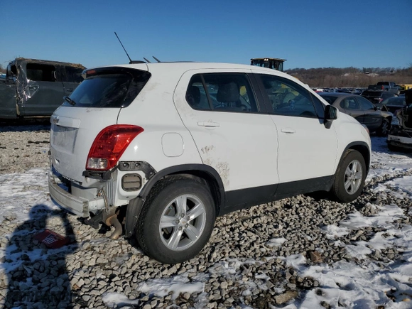 2020 Chevrolet Trax LS with VIN KL7CJKSB8LB091397, listed as a Copart auction lot 46426445 with 54,747 mi miles and Salvage Title. Bid and sale history available at carsss.com. Image 3.