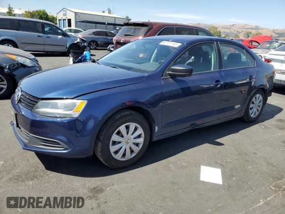 2014 Volkswagen Jetta S with VIN 3VW2K7AJ4EM235120, listed as a Copart auction lot 62731145 with 157,907 mi miles and Salvage title. Bid and sale history available at DreamBid. Image 1.