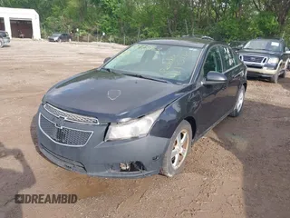 2014 Chevrolet Cruze 1LT with VIN 1G1PC5SB1E7298079, listed as a IAAI auction lot 42195963 with 204,991 mi miles and . Bid and sale history available at DreamBid. Image 2.