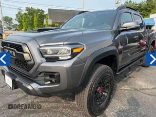 2022 Toyota Tacoma SR с VIN 3TYCZ5AN5NT0642XX, выставлен на аукционе Copart как лот 61901225 с пробегом 44 883 миль миль и Чистый • Clean title. История ставок и продаж доступна на DreamBid. Изображение 2.