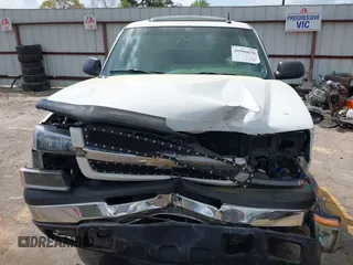 2003 Chevrolet Avalanche with VIN 3GNEC13TX3G290148, listed as a IAAI auction lot 41966678 with 259,476 mi miles and . Bid and sale history available at DreamBid. Image 6.