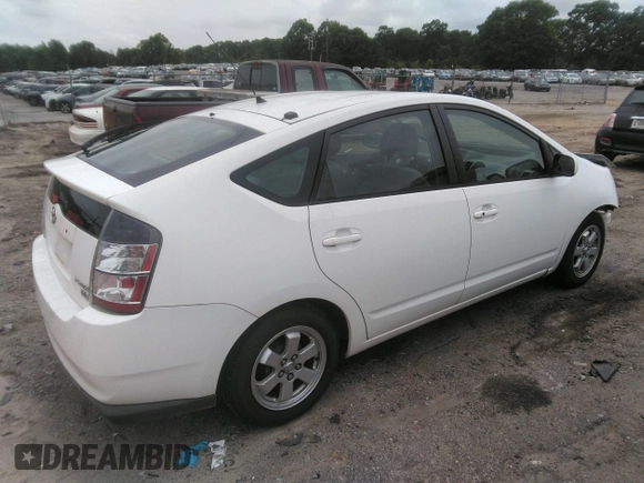 2004 Toyota Prius with VIN JTDKB20U840059692, listed as a IAAI auction lot 42131209 with 258,246 mi miles. Bid and sale history available at carsss.com. Image 4.