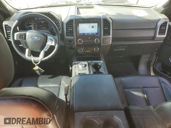 2021 Ford Expedition XLT z VIN 1FMJU1HT8MEA02693, wystawiony jako Copart lot #52815055 z przebiegiem 67 767 mil mil oraz Szkoda całkowita • Salvage title. Historia ofert i sprzedaży dostępna na DreamBid. Obrazek 8.