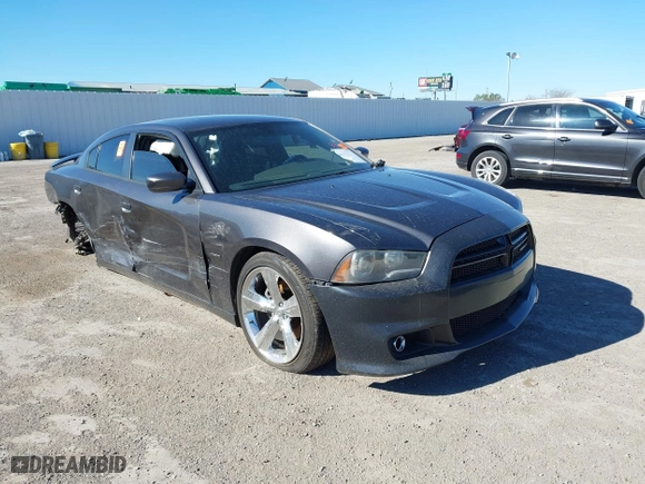 2013 Dodge Charger RT Max with VIN 2C3CDXCT4DH580262, listed as a IAAI auction lot 41252672 with 103,276 mi miles. Bid and sale history available at carsss.com. Image 1.