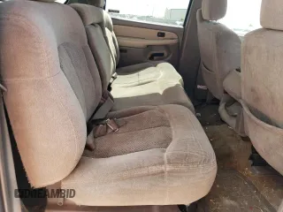 2000 Chevrolet Suburban LT with VIN 3GNEC16T8YG118087, listed as a Copart auction lot 72628204 with 0 mi miles and Salvage Title. Bid and sale history available at carsss.com. Image 11.