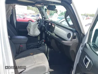 2024 Jeep Wrangler Sahara with VIN 1C4RJXP60RW292136, listed as a IAAI auction lot 42280063 with 26,701 mi miles and . Bid and sale history available at DreamBid. Image 5.