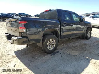2024 Nissan Frontier SV with VIN 1N6ED1EJ7RN619225, listed as a Copart auction lot 45766745 with 17,890 mi miles and Salvage Title. Bid and sale history available at carsss.com. Image 3.