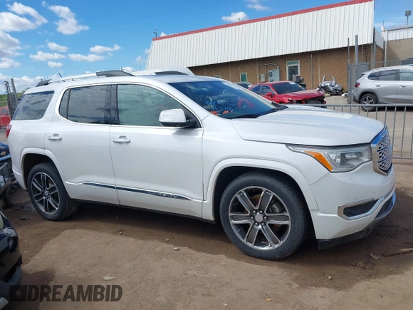 2018 GMC Acadia Denali z VIN 1GKKNPLSXJZ177348, wystawiony jako IAAI lot #42221558 z przebiegiem 115 281 mil mil oraz . Historia ofert i sprzedaży dostępna na DreamBid. Obrazek 14.
