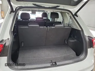 2024 Volkswagen Tiguan SE с VIN 3VV3B7AX0RM096462, выставлен на аукционе IAAI как лот 42844462 с пробегом 33 442 миль миль и . История ставок и продаж доступна на DreamBid. Изображение 4.