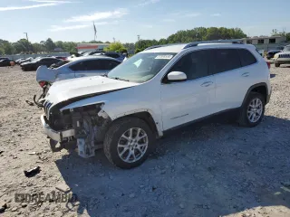 2018 Jeep Cherokee Latitude with VIN 1C4PJLCB4JD558826, listed as a Copart auction lot 57898555 with 112,498 mi miles and Salvage title. Bid and sale history available at DreamBid. Image 1.
