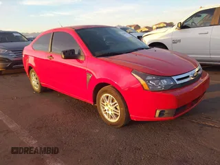 2008 Ford Focus SE with VIN 1FAHP33N08W279388, listed as a IAAI auction lot 41186937 with 199,981 mi miles. Bid and sale history available at carsss.com. Image 1.