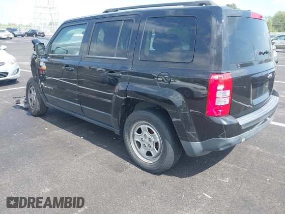 2015 Jeep Patriot Sport with VIN 1C4NJPBB8FD262960, listed as a IAAI auction lot 42027515 with 187,531 mi miles and . Bid and sale history available at DreamBid. Image 3.