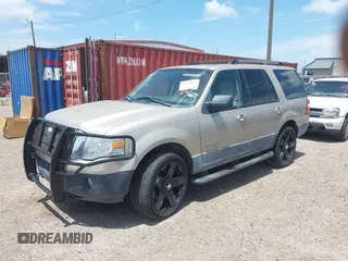 2007 Ford Expedition XLT with VIN 1FMFU16547LA98008, listed as a IAAI auction lot 42632852 with 206,968 mi miles and . Bid and sale history available at DreamBid. Image 2.