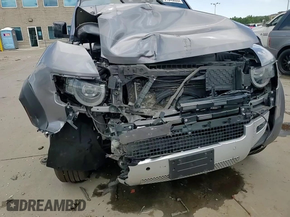 2020 Land Rover Defender HSE with VIN SALE9EEU6L2010232, listed as a Copart auction lot 61043835 with 59,479 mi miles and Salvage title. Bid and sale history available at DreamBid. Image 15.