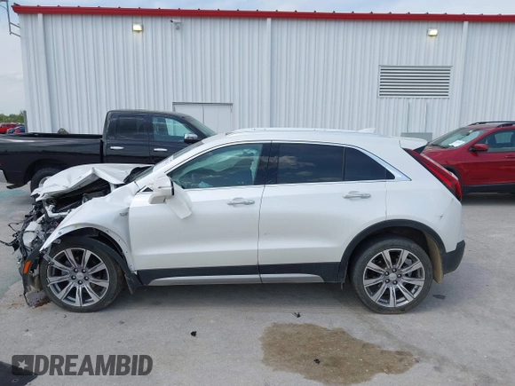 2022 Cadillac XT4 FWD Premium Luxury with VIN 1GYFZCR44NF144494, listed as a IAAI auction lot 42072181 with 41,891 mi miles and . Bid and sale history available at DreamBid. Image 14.