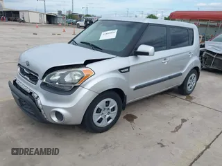 2013 Kia Soul with VIN KNDJT2A52D7530856, listed as a IAAI auction lot 41889860 with 148,982 mi miles and . Bid and sale history available at DreamBid. Image 2.