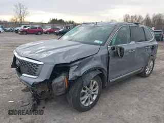 2020 Kia Telluride LX with VIN 5XYP2DHC6LG009458, listed as a IAAI auction lot 41839095 with 83,701 mi miles and . Bid and sale history available at DreamBid. Image 2.