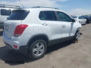 2020 Chevrolet Trax LT с VIN 3GNCJLSB0LL215581, выставлен на аукционе IAAI как лот 42390898 с пробегом 62 062 миль миль и . История ставок и продаж доступна на DreamBid. Изображение 4.