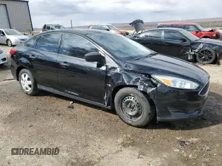 2018 Ford Focus S with VIN 1FADP3E2XJL322238, listed as a Copart auction lot 48520125 with 97,718 mi miles and Salvage Title. Bid and sale history available at carsss.com. Image 4.