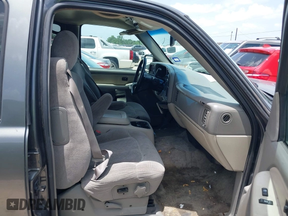 2002 Chevrolet Tahoe LS z VIN 1GNEC13ZX2R135330, wystawiony jako IAAI lot #42526127 z przebiegiem 277 208 mil mil oraz . Historia ofert i sprzedaży dostępna na DreamBid. Obrazek 5.