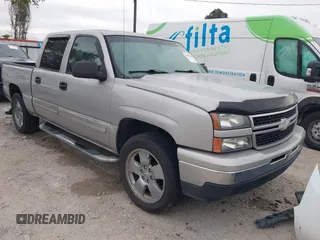 2007 Chevrolet Silverado 1500 LS with VIN 2GCEC13VX71117920, listed as a IAAI auction lot 42005890 with 341,628 mi miles and . Bid and sale history available at DreamBid. Image 1.