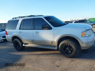 2006 Ford Expedition Eddie Bauer z VIN 1FMFU18586LA33979, wystawiony jako IAAI lot #41612898 z przebiegiem 250 956 mil mil oraz . Historia ofert i sprzedaży dostępna na DreamBid. Obrazek 14.