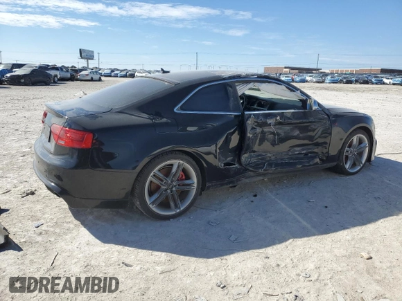 2009 Audi S5 z VIN WAURV78T39A015192, wystawiony jako Copart lot #44347915 z przebiegiem Nie podano mil oraz Szkoda całkowita • Salvage title. Historia ofert i sprzedaży dostępna na DreamBid. Obrazek 3.