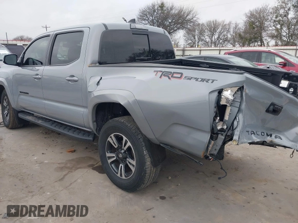2018 Toyota Tacoma SR5 with VIN 5TFAZ5CNXJX065431, listed as a IAAI auction lot 41491056 with 39,024 mi miles and . Bid and sale history available at DreamBid. Image 3.