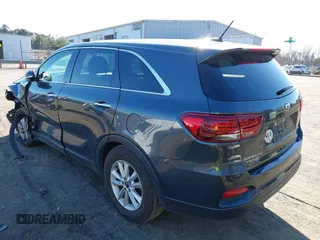 2020 Kia Sorento L with VIN 5XYPG4A31LG662078, listed as a IAAI auction lot 41537124 with 65,976 mi miles. Bid and sale history available at carsss.com. Image 3.