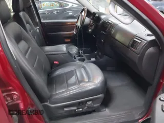 2004 Ford Explorer Limited with VIN 1FMDU75W34ZA95470, listed as a IAAI auction lot 41582263 with 199,450 mi miles and . Bid and sale history available at DreamBid. Image 5.