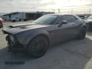 2023 Dodge Challenger R/T Scat Pack Widebody z VIN 2C3CDZFJ7PH526898, wystawiony jako Copart lot #49461055 z przebiegiem 10 950 mil mil oraz Szkoda całkowita • Salvage title. Historia ofert i sprzedaży dostępna na DreamBid. Obrazek 1.