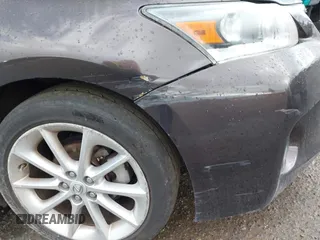 2013 Lexus CT 200h z VIN JTHKD5BH6D2134372, wystawiony jako IAAI lot #41882762 z przebiegiem 182 919 mil mil oraz . Historia ofert i sprzedaży dostępna na DreamBid. Obrazek 20.