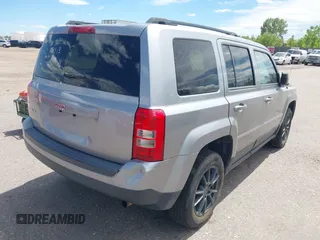 2015 Jeep Patriot Sport with VIN 1C4NJRBB8FD332050, listed as a IAAI auction lot 42283745 with 168,053 mi miles and . Bid and sale history available at DreamBid. Image 4.
