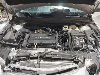 2015 Chevrolet Cruze LS with VIN 1G1PA5SH3F7150317, listed as a IAAI auction lot 41825885 with 88,180 mi miles. Bid and sale history available at carsss.com. Image 10.