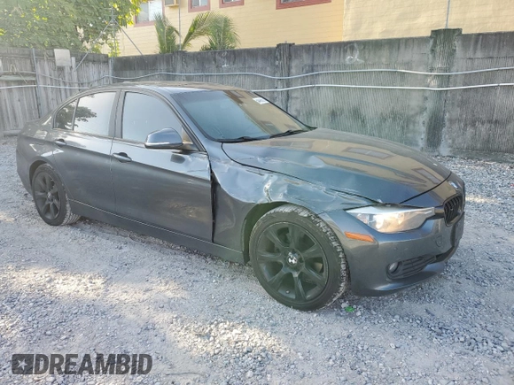 2015 BMW 3 Series 320i xDrive with VIN WBA3C3G53FNT53428, listed as a Copart auction lot 54406035 with 105,719 mi miles and Salvage Title. Bid and sale history available at carsss.com. Image 4.