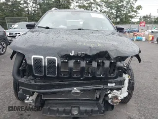 2021 Jeep Cherokee Limited z VIN 1C4PJMDX8MD121545, wystawiony jako IAAI lot #42706490 z przebiegiem 154 382 mil mil oraz . Historia ofert i sprzedaży dostępna na DreamBid. Obrazek 13.